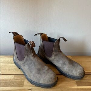 Blundstone Classics 585 Brown Chelsea Boots